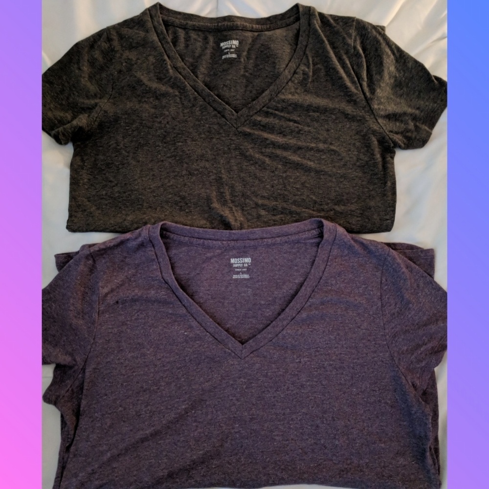 Ladies t shirts bundled (2)